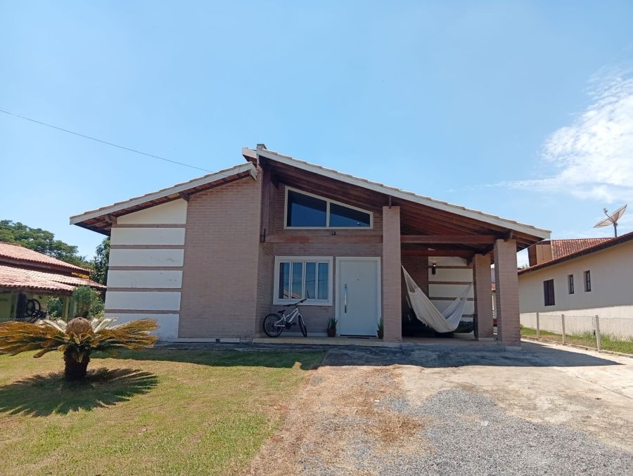 Casa em Condom�nio - Venda - Colinas de Saint Germain - Ara�oiaba da Serra - SP